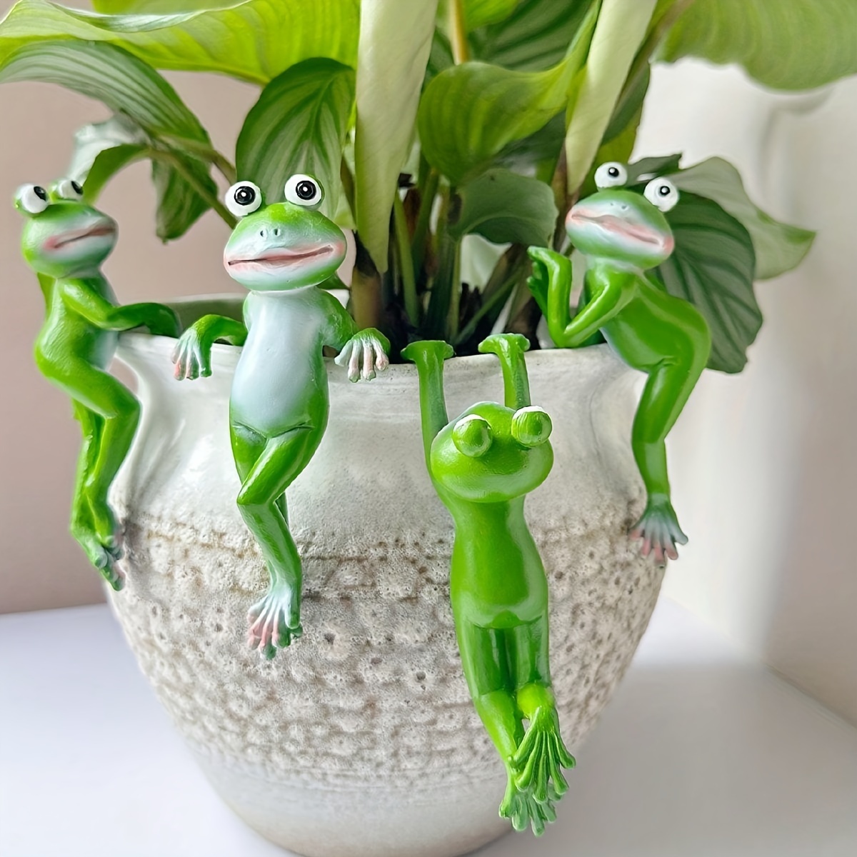 1Pc Cartoon Frog Statue, Resin - Resin Art Hanging 리뷰 및 가격